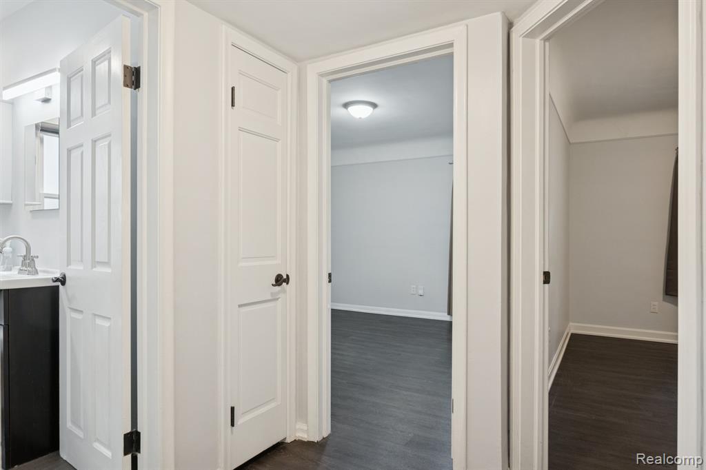 32463 Sheridan, Beverly Hills, MI 48025 — Photo 21