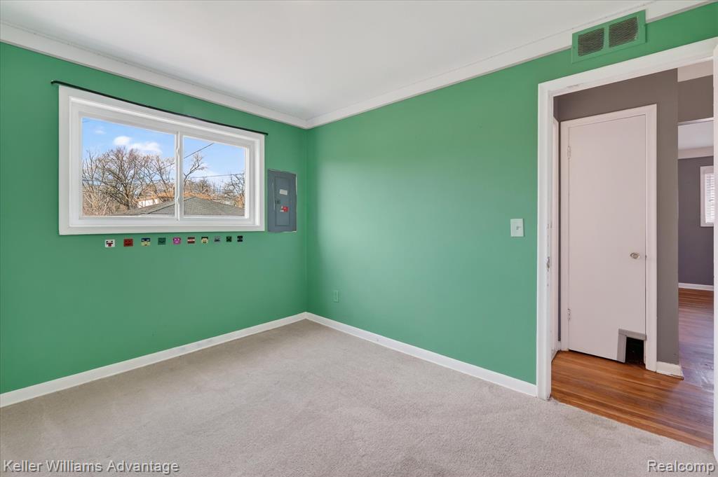 5710 Detroit Street, Dearborn Heights, MI 48125 — Photo 24