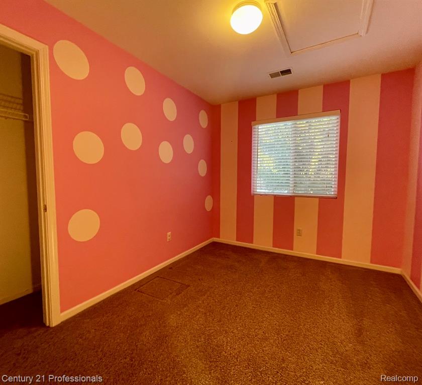 5046 Clintonville Pines Drive, 13, Clarkston, MI — Photo 9