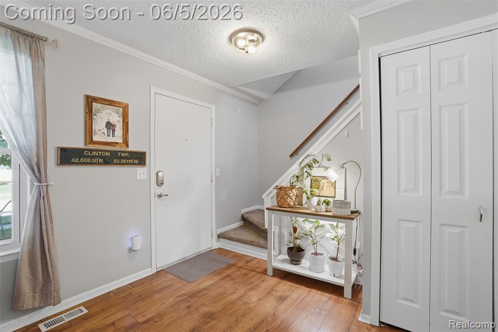 16128 Touraine Drive, Clinton Twp, MI 48038 — Photo 2
