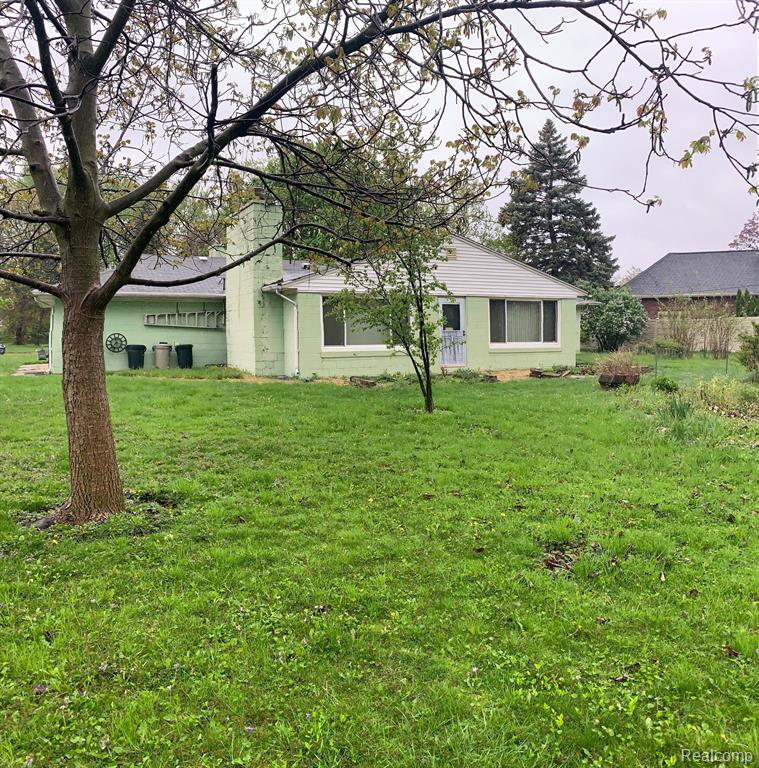 6568 FAIRWOOD Drive, Dearborn Heights, MI 48127 — Photo 4