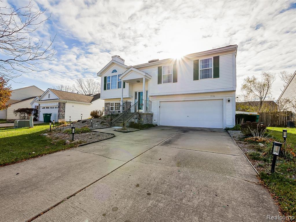 7594 Bay Tree Drive, Ypsilanti, MI 48197 — Photo 26
