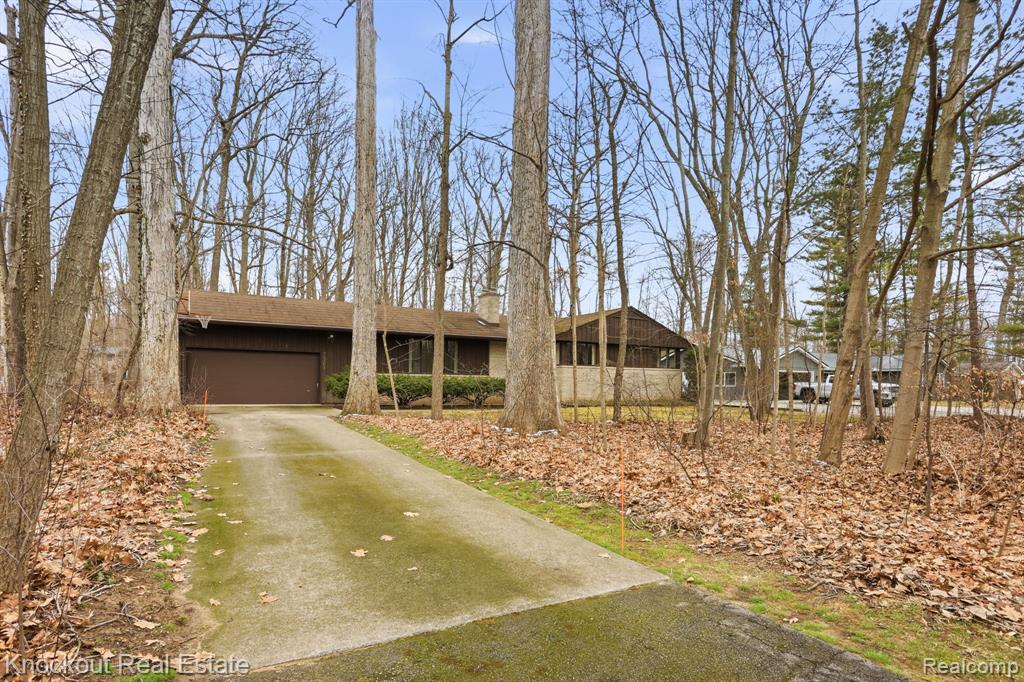 7301 W Ronrick Place, Frankenmuth, MI 48734 — Photo 46