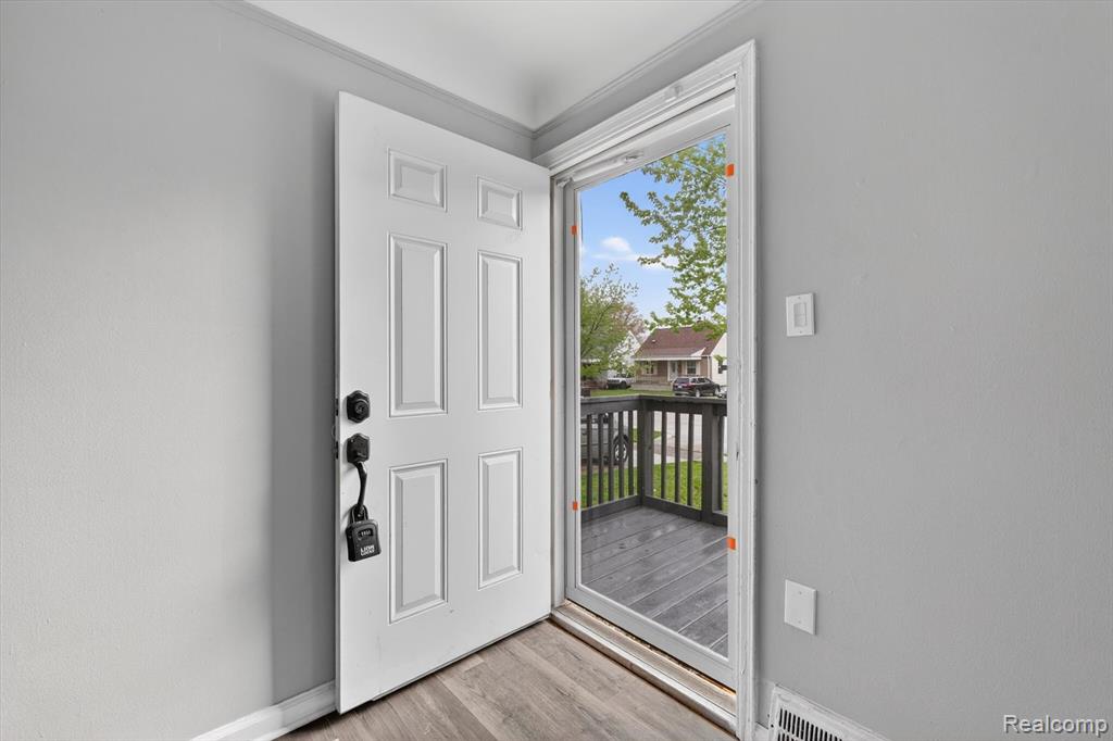 5156 Winifred Street, Wayne, MI 48184 — Photo 3