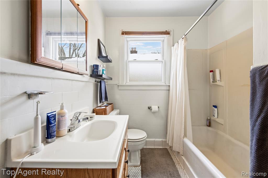 475 W Breckenridge Street, Ferndale, MI 48220 — Photo 38