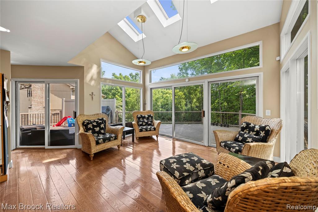 6067 Charles Drive, West Bloomfield, MI — Photo 21