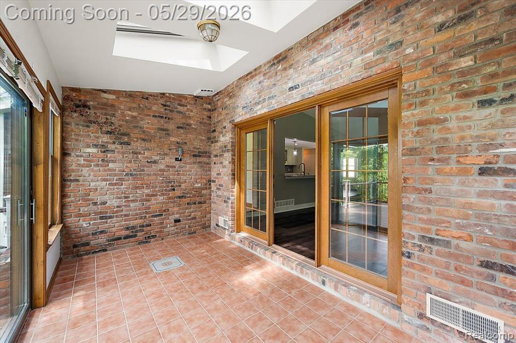 46501 Pickford Street, Northville, MI 48168 — Photo 43