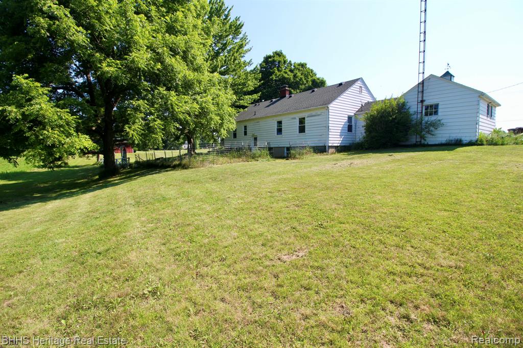 4201 N Burkhart Road, Howell, MI 48855 — Photo 31