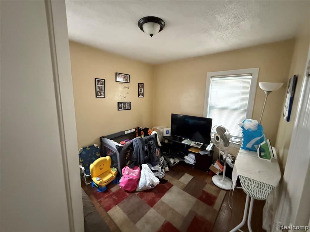 9606 Sussex Street, Detroit, MI 48227 — Photo 8