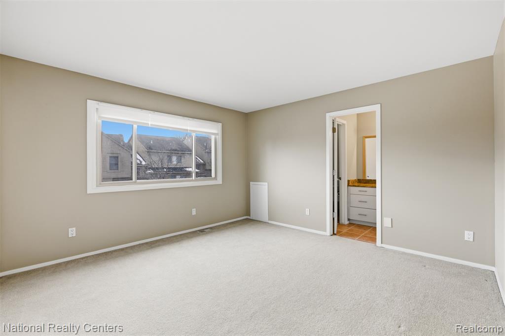 6298 Aspen Ridge Boulevard, 34, West Bloomfield, MI — Photo 21