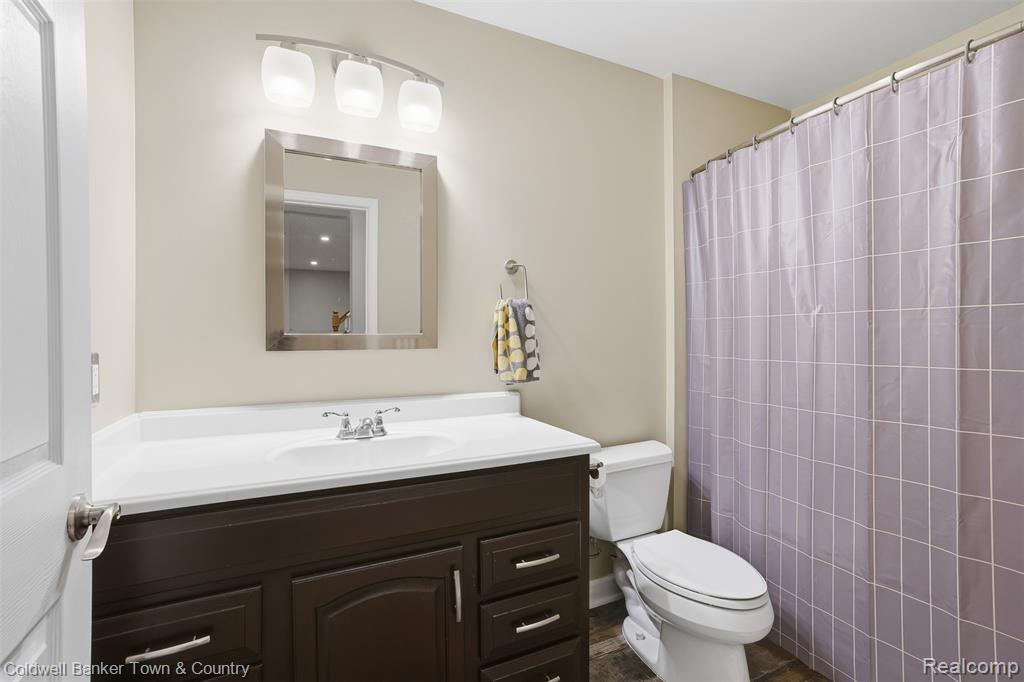 7431 Oceola Farms Court, Howell, MI 48855 — Photo 38