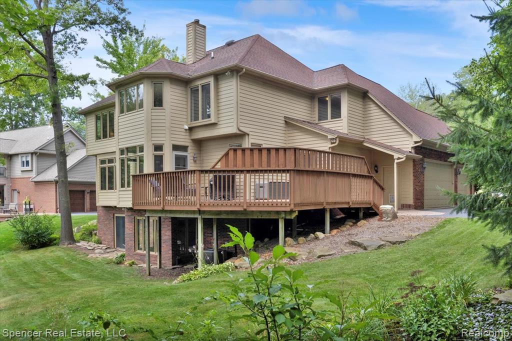10145 Creekwood Trail, Davisburg, MI 48350 — Photo 2