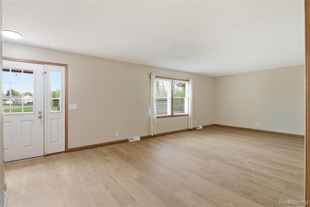 288 Anderson Street, Milan, MI 48160 — Photo 3