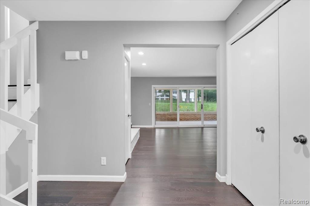 6016 Plantation Drive, Grand Blanc, MI 48439 — Photo 21