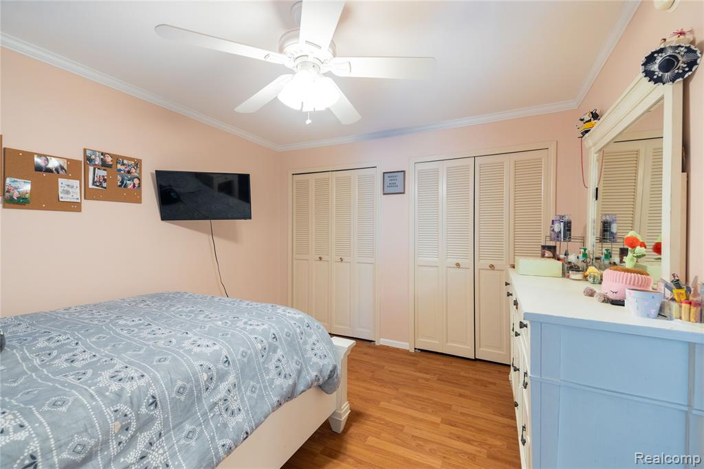 9422 Hawthorne Glen Drive, Grosse Ile, MI 48138 — Photo 31
