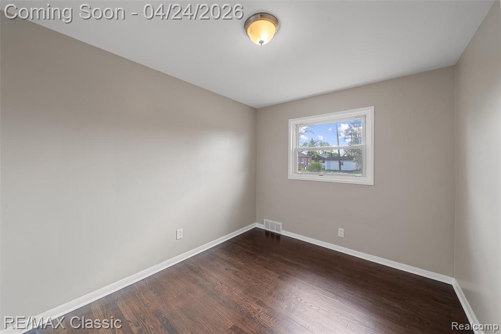 6647 Arcola Street, Garden City, MI — Photo 19