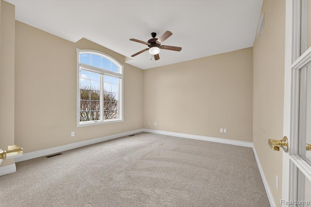 57165 Willow Ridge Boulevard, Washington, MI — Photo 7