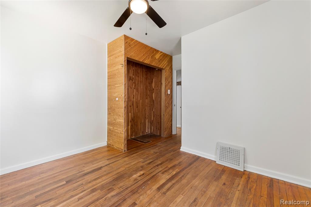 15450 Lola Drive, Redford, MI 48239 — Photo 13