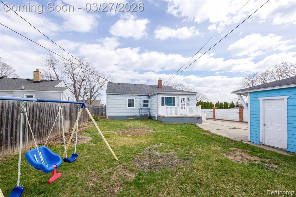 17150 Matthews Street, Riverview, MI 48193 — Photo 9