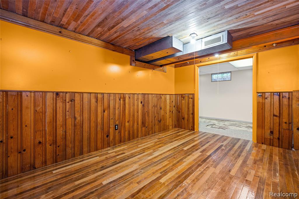 760 Waterbury Road, Highland, MI 48356 — Photo 41