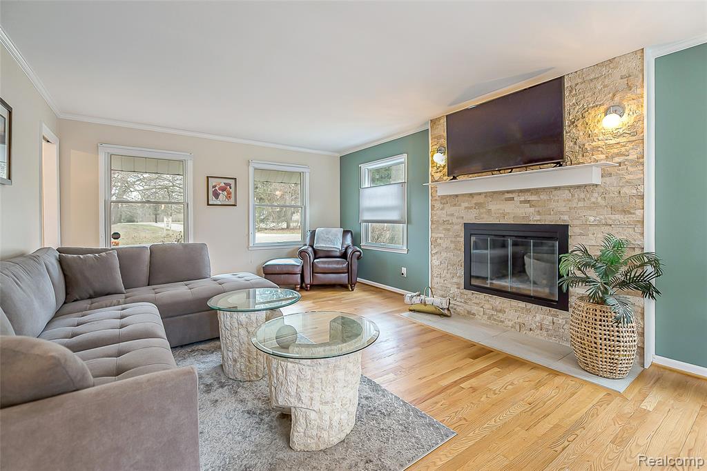 11834 Eriksen Drive, Pinckney, MI 48169 — Photo 7
