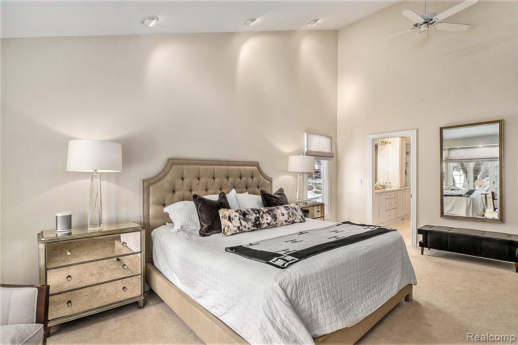 5472 Bristol Parke Drive, Clarkston, MI 48348 — Photo 13