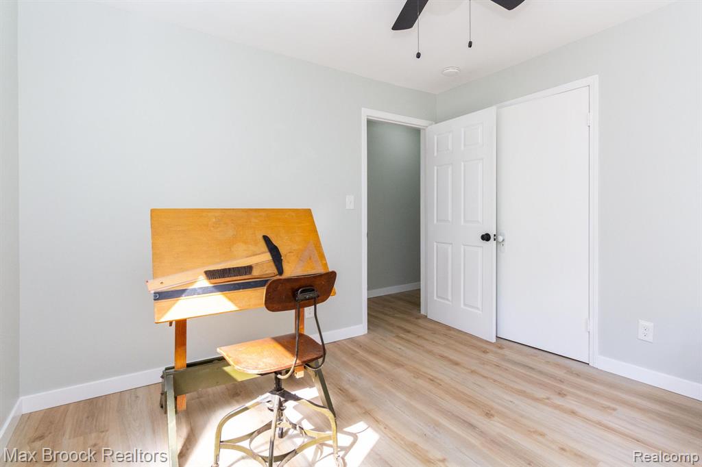 4120 Lotus Drive, Waterford, MI 48329 — Photo 15
