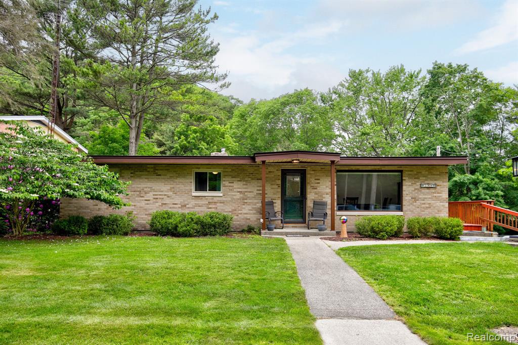 199 Grand Avenue, Grand Haven, MI 49417 — Photo 2