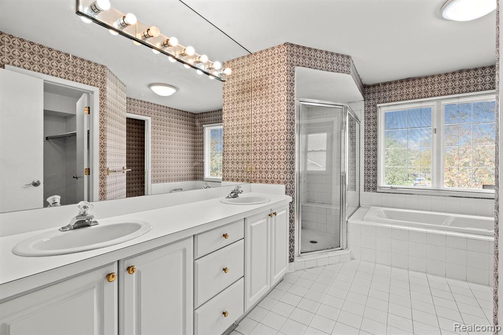 45419 GLENGARRY Boulevard, Canton, MI 48188 — Photo 26