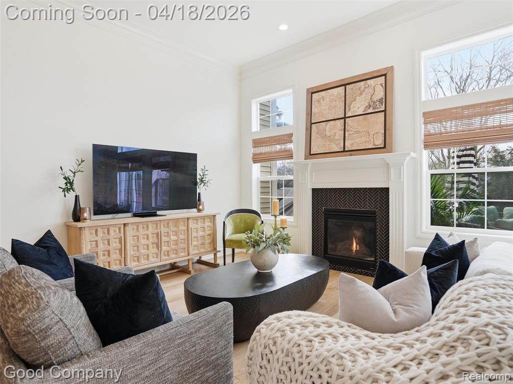 607 Poplar Court, Rochester Hills, MI 48306 — Photo 10