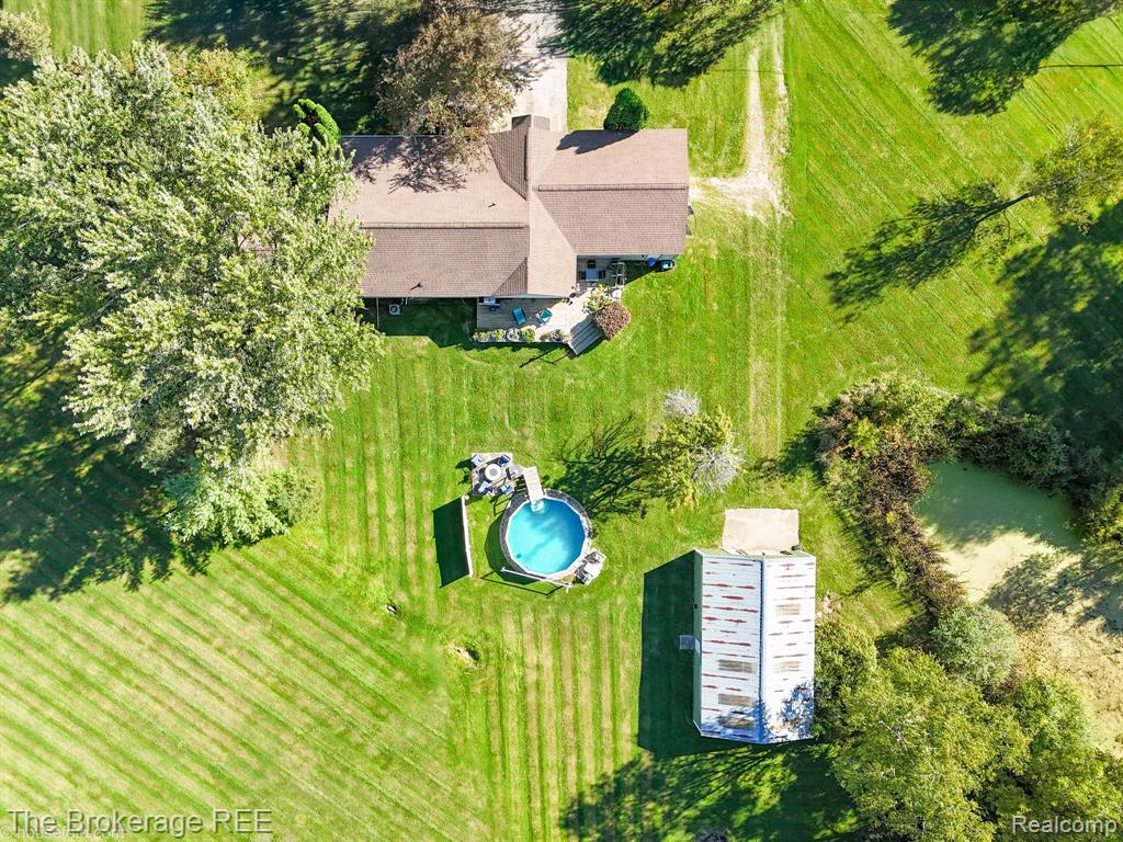 8439 Burpee Road, Grand Blanc, MI 48439 — Photo 38