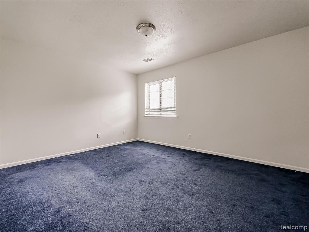 23490 STOFLET Lane, Trenton, MI 48183 — Photo 13