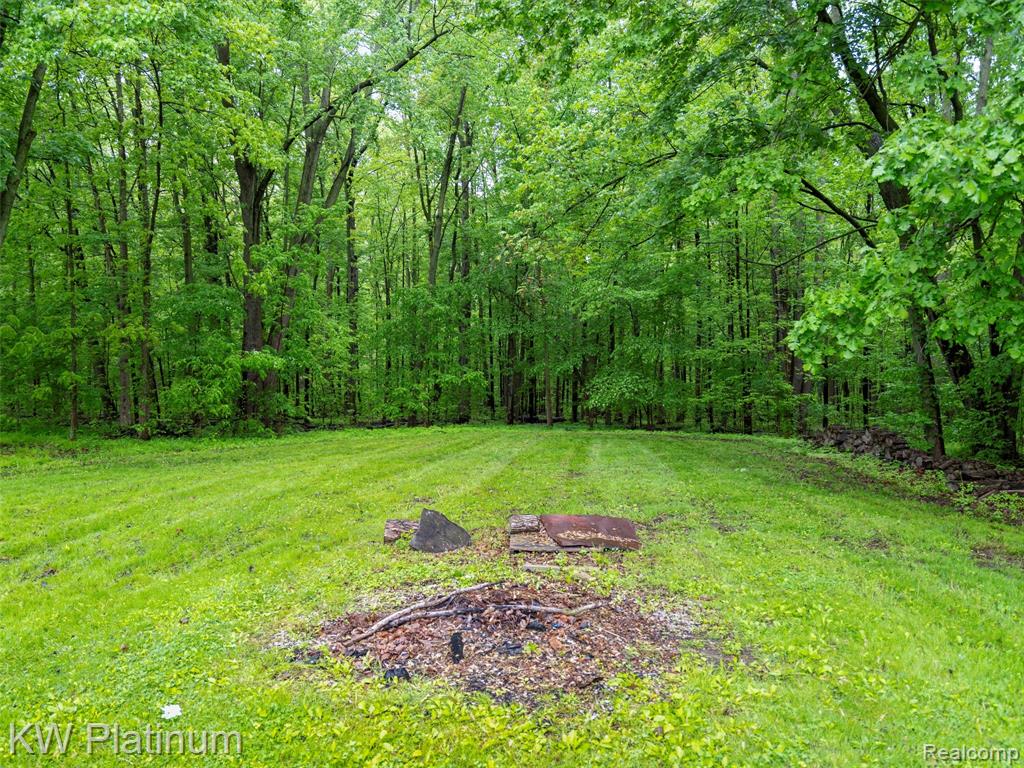 5220 County Line Road, Lenox, MI 48048 — Photo 7