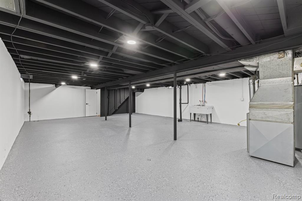 7519 Superior, Center Line, MI 48015 — Photo 22
