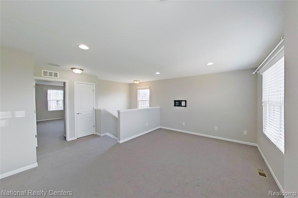 58180 Jonagold Lane, New Hudson, MI 48165 — Photo 29