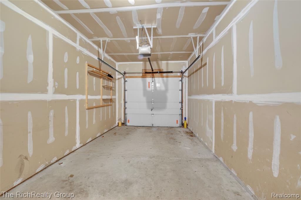3922 Forester Boulevard, Auburn Hills, MI 48326 — Photo 31
