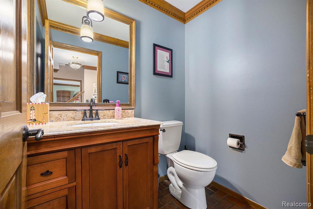 779 MEDINAH Drive, Rochester Hills, MI 48309 — Photo 26
