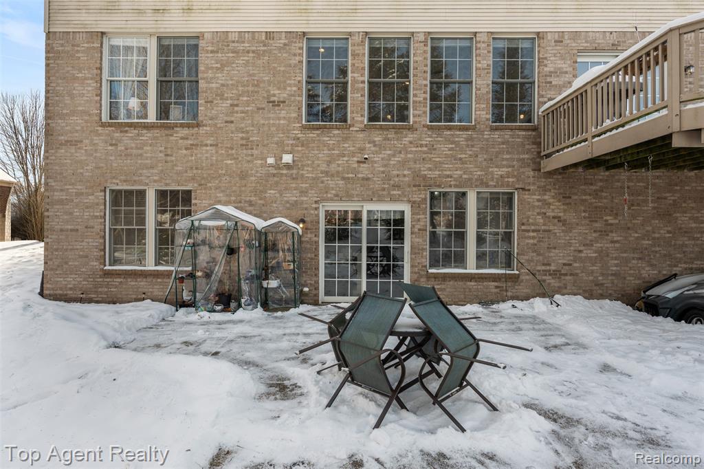 668 Berridge Circle, Lake Orion, MI — Photo 45