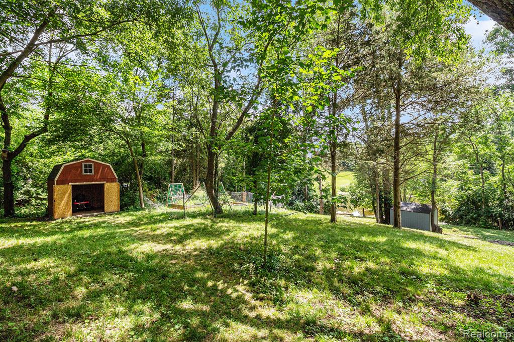 4445 Angels Pass, Pinckney, MI 48169 — Photo 28
