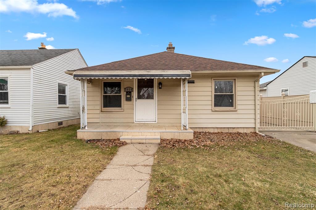 5939 Robindale Avenue, Dearborn Heights, MI 48127 — front exterior