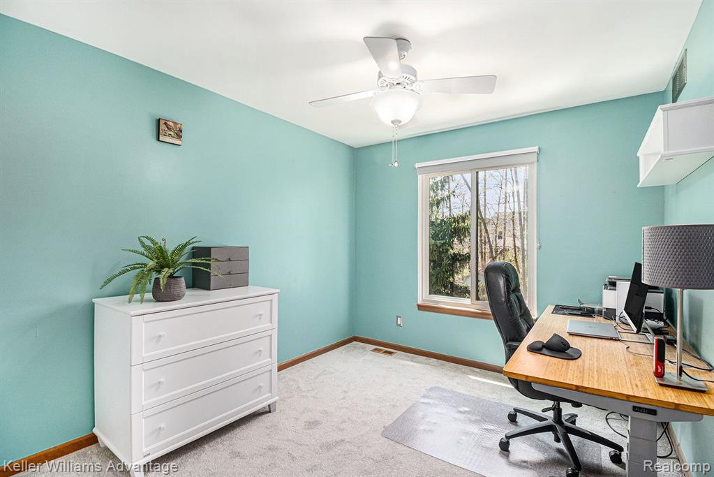4176 EMERALD PINES Drive, Commerce Twp, MI 48390 — Photo 15
