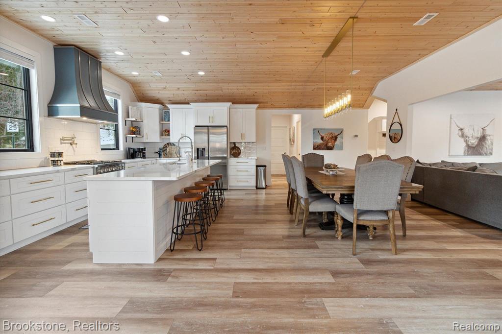 6245 W HIGGINS LAKE Drive, Roscommon, MI 48653 — Photo 10