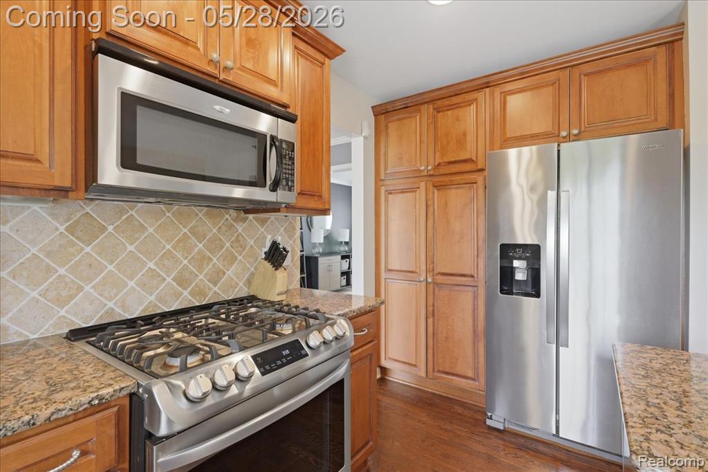 3703 Hidden Forest Drive, Lake Orion, MI — Photo 8