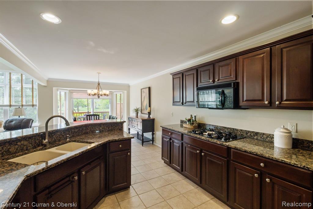 49431 N GLACIER, Northville, MI 48168 — Photo 22