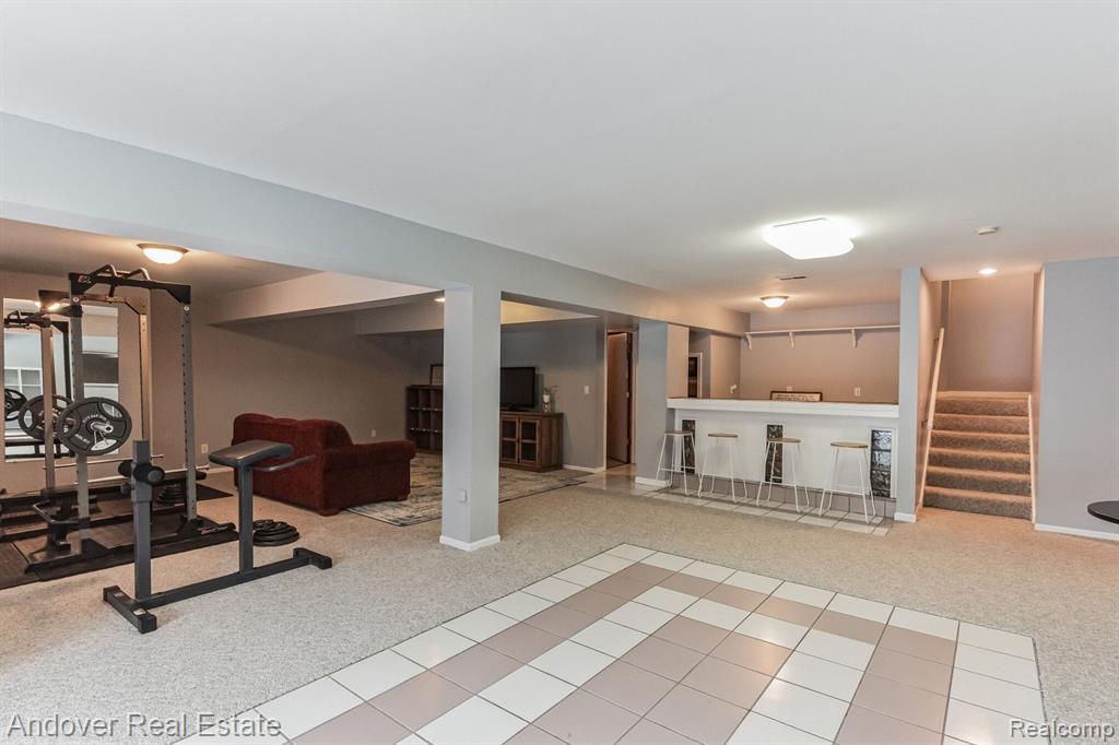 9581 AUTUMNWOOD Circle, Kalamazoo, MI 49009 — Photo 44