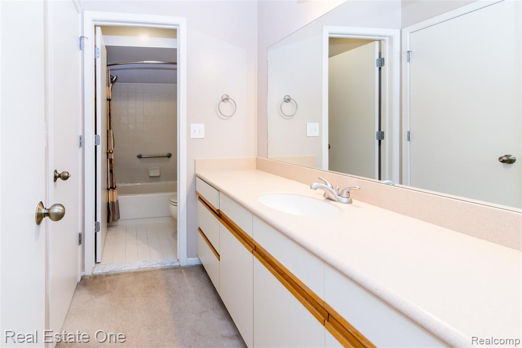 4161 Breckenridge Drive, West Bloomfield, MI — Photo 36