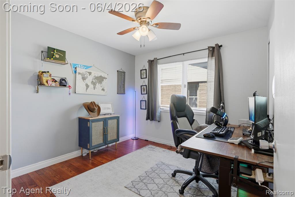 46519 Donahue Avenue, Macomb, MI 48044 — Photo 20