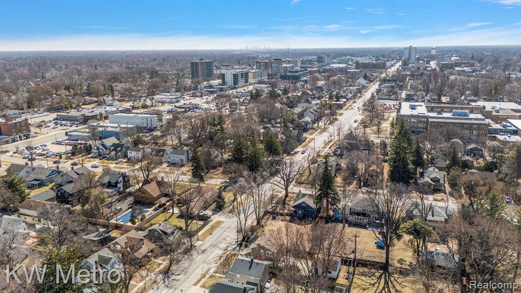 919 N WASHINGTON Avenue, Royal Oak, MI 48067 — Photo 15