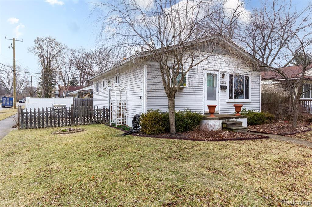4218 CULVER Street, Dearborn Heights, MI 48125 — Photo 2
