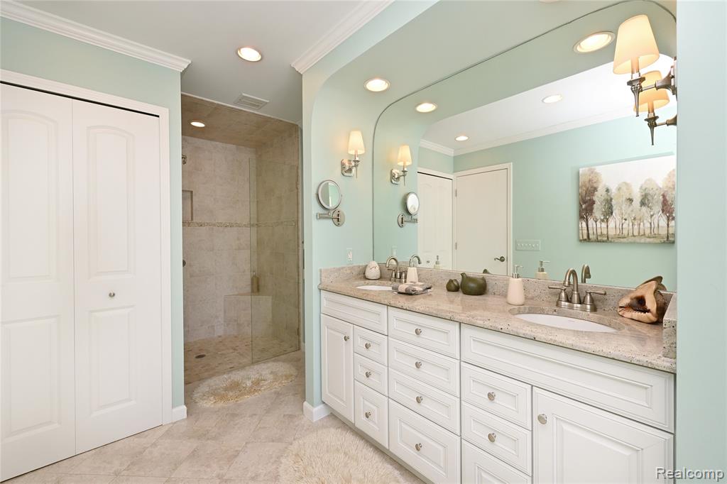 32095 SPRUCE Lane, 50, Beverly Hills, MI 48025 — Photo 24